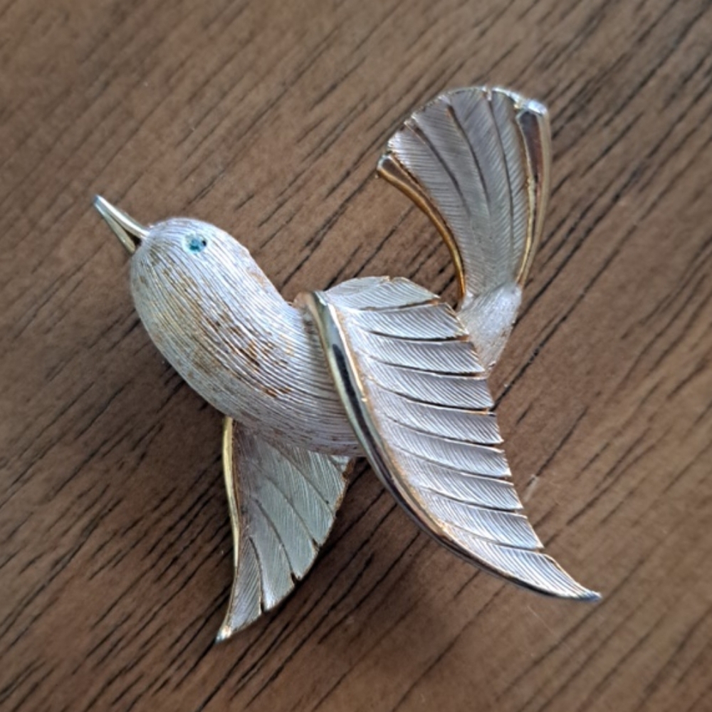 Vintage Signed JJ Silver Gold Tone Bird Brooch